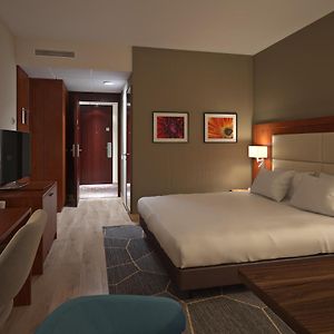 Standard Zimmer mit Kingsize-Bett